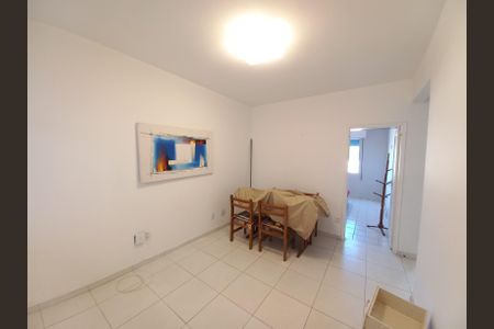 Sala de apartamento para alugar com 2 quartos, 50m² em Itararé, São Vicente