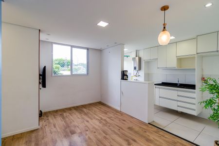 Apartamento para alugar com 2 quartos, 42m² em Jardim Maria Duarte, São Paulo