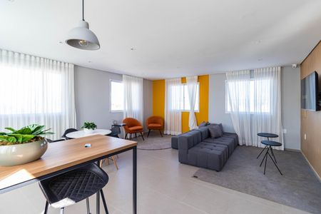 Apartamento para alugar com 42m², 2 quartos e sem vaga