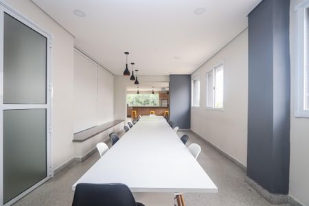 Apartamento à venda com 32m², 1 quarto e 1 vaga Apartamento à venda com 32m², 1 quarto e 1 vagaCoworkingÁrea comum - Salão de festas