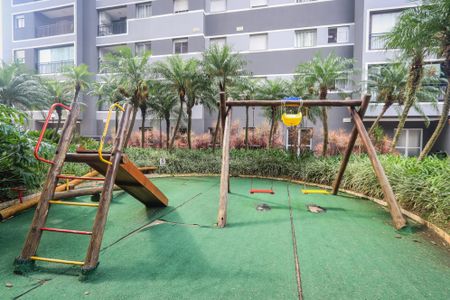 Apartamento à venda com 32m², 1 quarto e 1 vaga Apartamento à venda com 32m², 1 quarto e 1 vagaÁrea comum - Playground