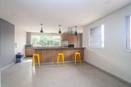 Apartamento à venda com 32m², 1 quarto e 1 vaga Apartamento à venda com 32m², 1 quarto e 1 vagaÁrea comum - Salão de festas