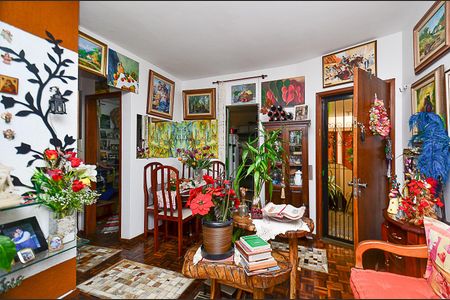 Sala de apartamento à venda com 2 quartos, 45m² em Sagrada Família, Belo Horizonte