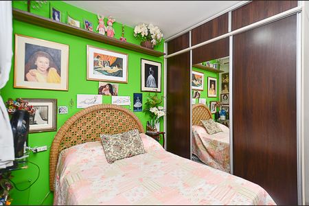 Quarto 1 de apartamento à venda com 2 quartos, 45m² em Sagrada Família, Belo Horizonte