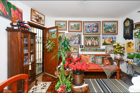 Sala de apartamento à venda com 2 quartos, 45m² em Sagrada Família, Belo Horizonte