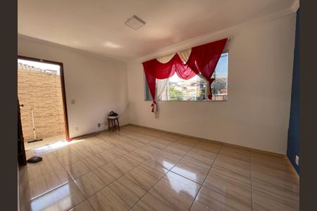 Sala de casa para alugar com 3 quartos, 150m² em Rio Pequeno, São Paulo