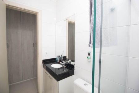 Casa à venda com 126m², 3 quartos e 4 vagas Casa à venda com 126m², 3 quartos e 4 vagasBanheiro da Suíte