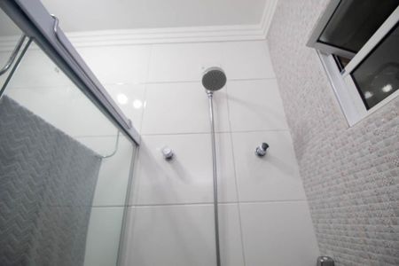 Casa à venda com 126m², 3 quartos e 4 vagas Casa à venda com 126m², 3 quartos e 4 vagasBanheiro da Suíte