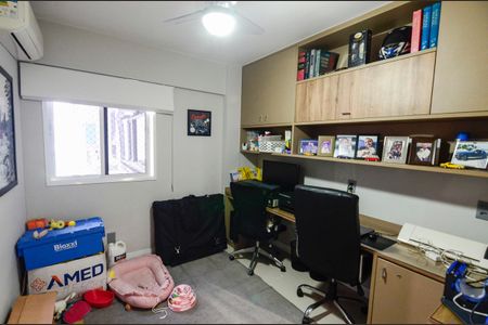 Apartamento à venda com 142m², 3 quartos e 2 vagasSuíte 1