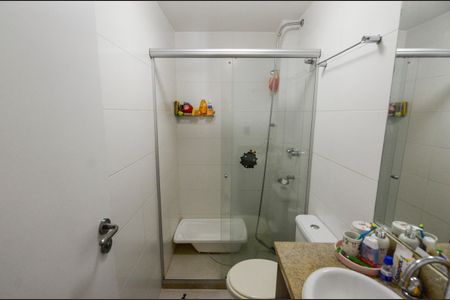 Apartamento à venda com 142m², 3 quartos e 2 vagasBanheiro da Suíte 2