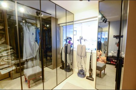 Apartamento à venda com 142m², 3 quartos e 2 vagasCloset da suíte 3