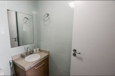 Apartamento à venda com 142m², 3 quartos e 2 vagasBanheiro da Suíte 1