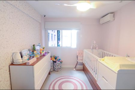 Apartamento à venda com 142m², 3 quartos e 2 vagasSuíte 2