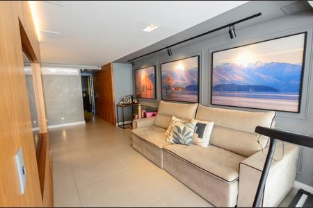 Apartamento à venda com 142m², 3 quartos e 2 vagasSala