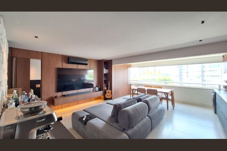 Sala/Cozinha de apartamento à venda com 1 quarto, 70m² em Parque Industrial Tomas Edson, São Paulo