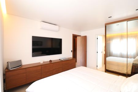 Apartamento à venda com 70m², 1 quarto e 1 vagaSuíte