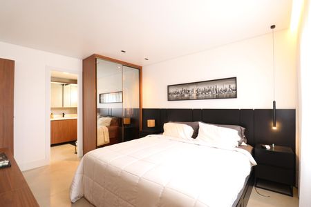 Apartamento à venda com 70m², 1 quarto e 1 vagaSuíte