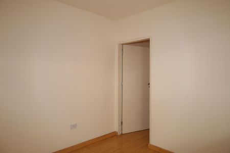 Sala de casa para alugar com 2 quartos, 60m² em Vila Carmosina, São Paulo