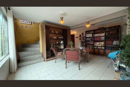 Casa para alugar com 435m², 6 quartos e 4 vagasSala Social