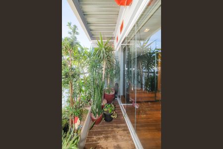 Apartamento para alugar com 70m², 1 quarto e 1 vagaVaranda