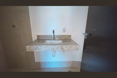 Apartamento à venda com 34m², 1 quarto e 1 vaga Apartamento à venda com 34m², 1 quarto e 1 vagaBanheiro da Suíte