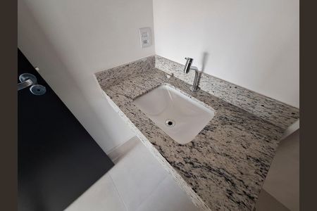 Apartamento à venda com 37m², 1 quarto e 1 vagaBanheiro 