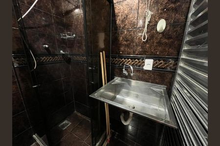 Apartamento à venda com 41m², 1 quarto e sem vagaBanheiro 