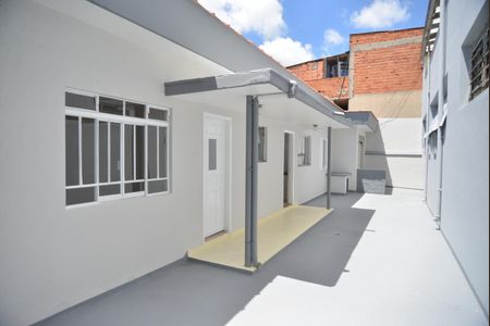 Casa para alugar com 80m², 2 quartos e 4 vagasQuintal