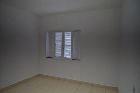 Casa para alugar com 80m², 2 quartos e 4 vagasQuarto 1