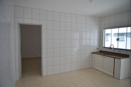 Casa para alugar com 80m², 2 quartos e 4 vagasCozinha