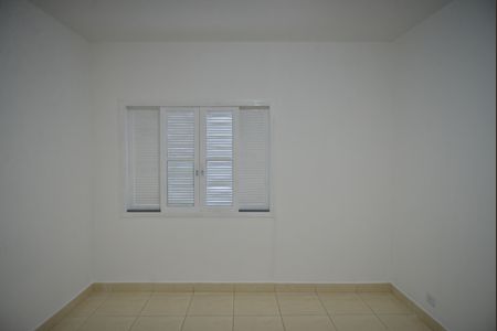 Casa para alugar com 80m², 2 quartos e 4 vagasQuarto 1