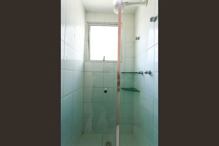 Apartamento à venda com 73m², 2 quartos e 2 vagas Apartamento à venda com 73m², 2 quartos e 2 vagasBanheiro da Suíte