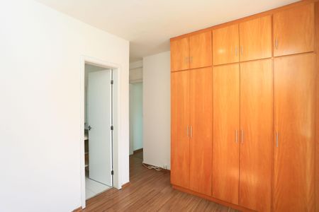 Apartamento à venda com 73m², 2 quartos e 2 vagas Apartamento à venda com 73m², 2 quartos e 2 vagassuíte