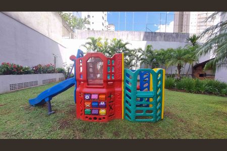 Apartamento à venda com 73m², 2 quartos e 2 vagas Apartamento à venda com 73m², 2 quartos e 2 vagasÁrea comum - Playground