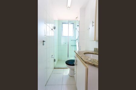 Apartamento à venda com 73m², 2 quartos e 2 vagas Apartamento à venda com 73m², 2 quartos e 2 vagasBanheiro