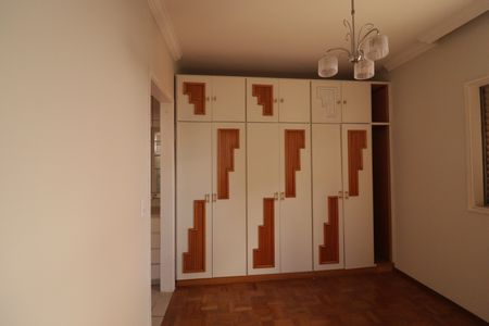 Apartamento à venda com 130m², 2 quartos e 1 vagaQuarto
