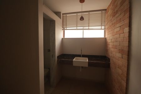 Apartamento à venda com 130m², 2 quartos e 1 vagaLavabo