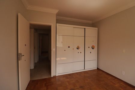 Apartamento à venda com 130m², 2 quartos e 1 vagaQuarto