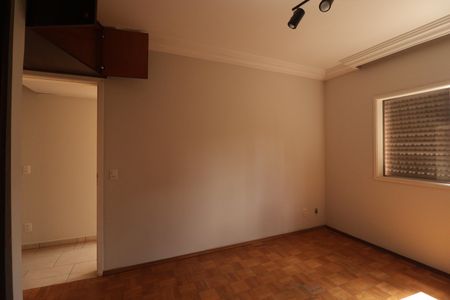 Apartamento à venda com 130m², 2 quartos e 1 vagaQuarto