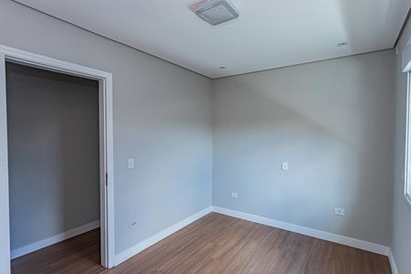 Casa à venda com 158m², 3 quartos e 4 vagasQuarto 2