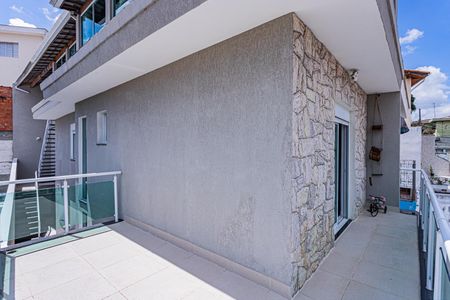 Casa à venda com 158m², 3 quartos e 4 vagasVaranda suite