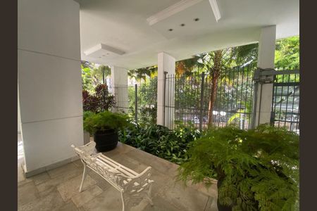 Apartamento para alugar com 250m², 3 quartos e 2 vagas