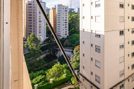 Quarto 1 - Vista de apartamento à venda com 3 quartos, 250m² em Cerqueira César, São Paulo