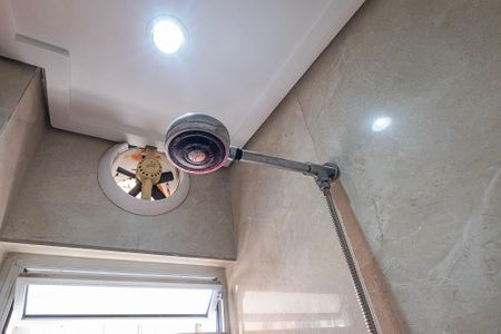 Apartamento para alugar com 250m², 3 quartos e 2 vagas Apartamento para alugar com 250m², 3 quartos e 2 vagasBanheiro Social 1