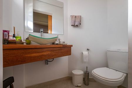 Apartamento para alugar com 250m², 3 quartos e 2 vagas Apartamento para alugar com 250m², 3 quartos e 2 vagasLavabo