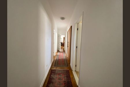 Apartamento para alugar com 250m², 3 quartos e 2 vagas