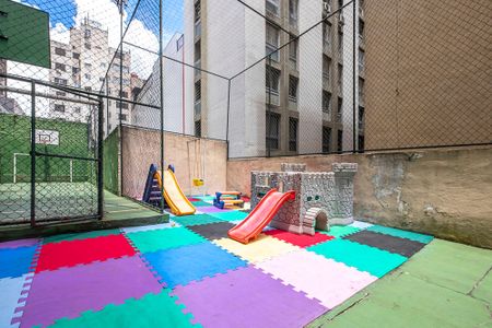 Apartamento para alugar com 250m², 3 quartos e 2 vagas Apartamento para alugar com 250m², 3 quartos e 2 vagasPlayground