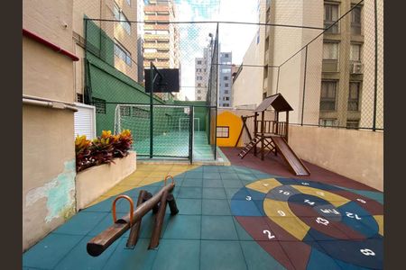 Apartamento para alugar com 250m², 3 quartos e 2 vagas