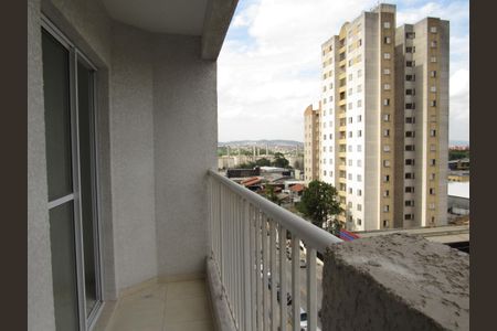 Sala - Varanda de apartamento para alugar com 2 quartos, 47m² em Quitaúna, Osasco