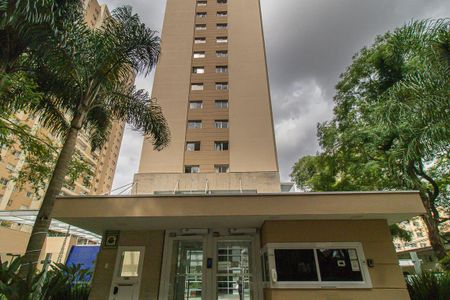 Apartamento para alugar com 66m², 2 quartos e 1 vagaFachado do condomínio